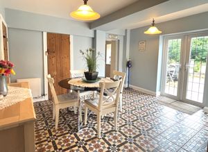 Photo 9- click for photo gallery